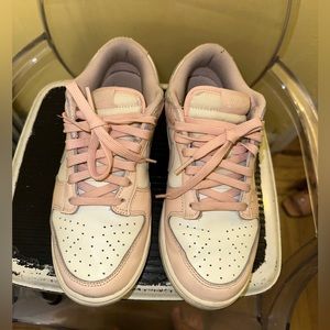 Nike Dunk Low
Next Nature Pale Coral (Women's)
